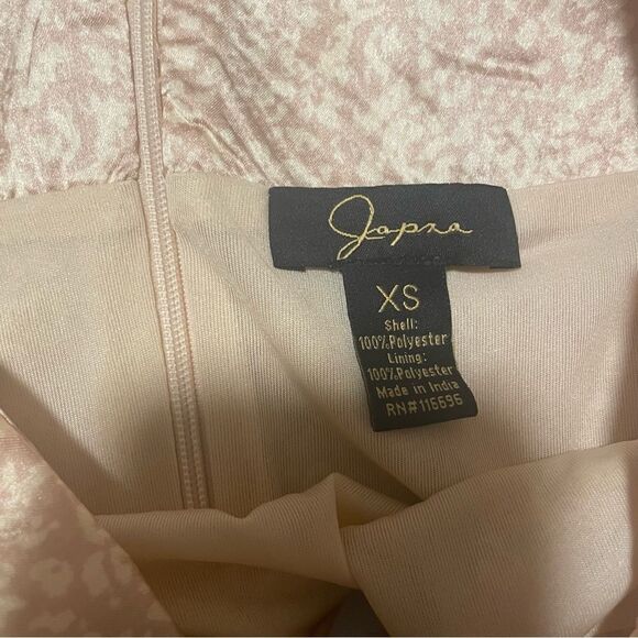 NWT Japna Silk Ruched Mini Skirt- Size XS - Picture 6 of 8